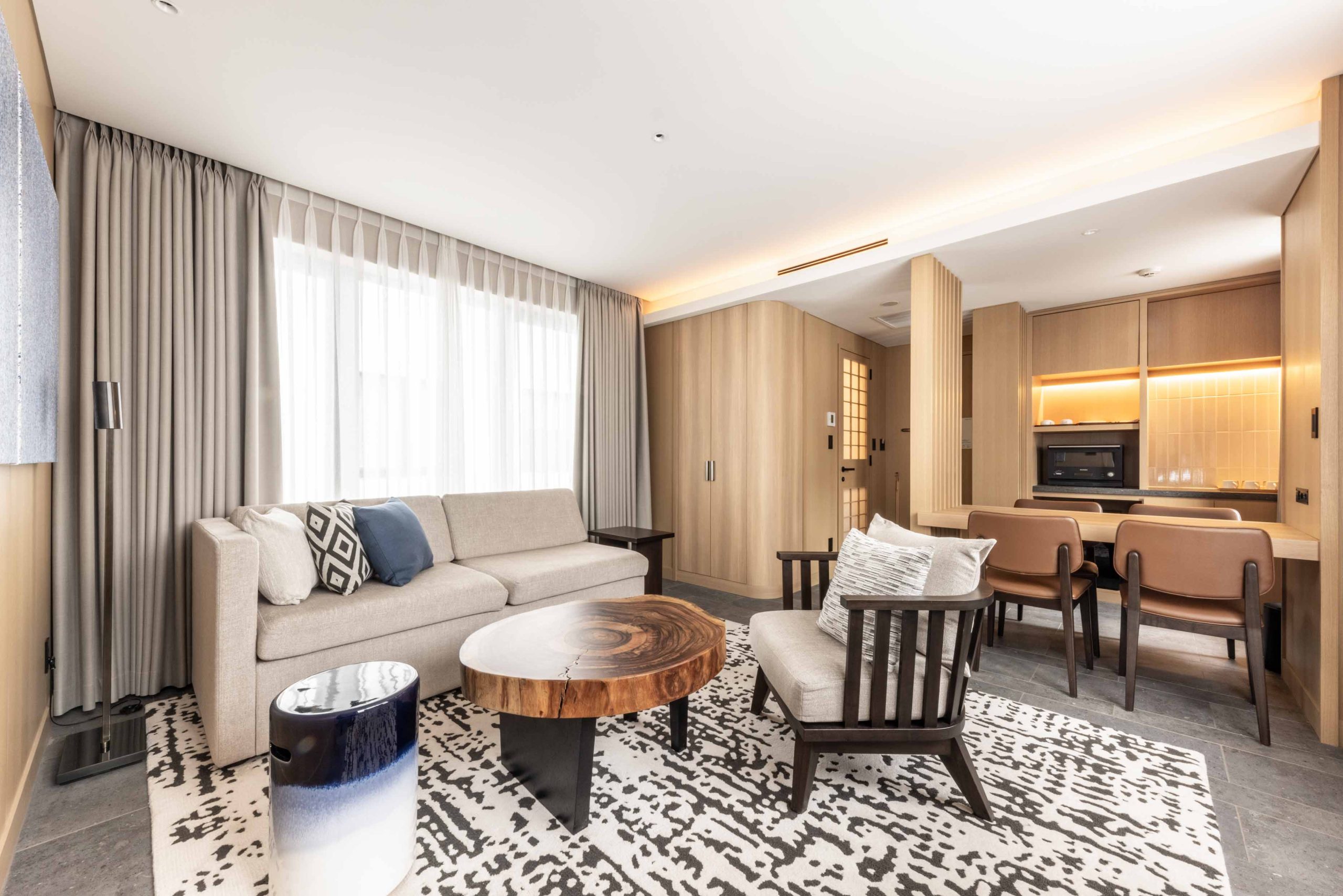 Junior-Suite_2_living-area-scaled